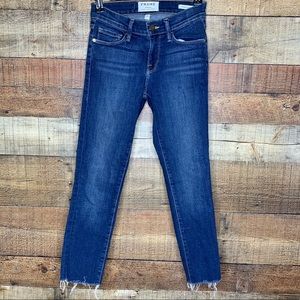Frame le skinny de Jeanne skinny raw hem jean